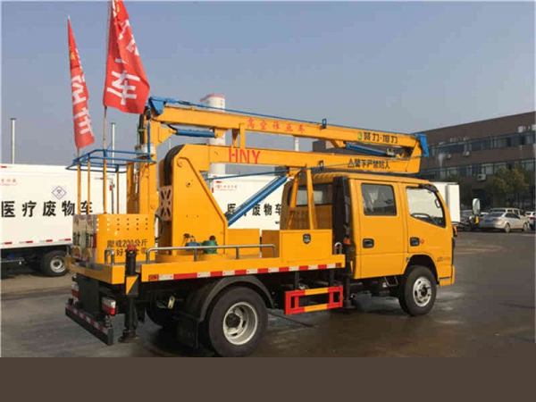 東風(fēng)12米高空作業(yè)車